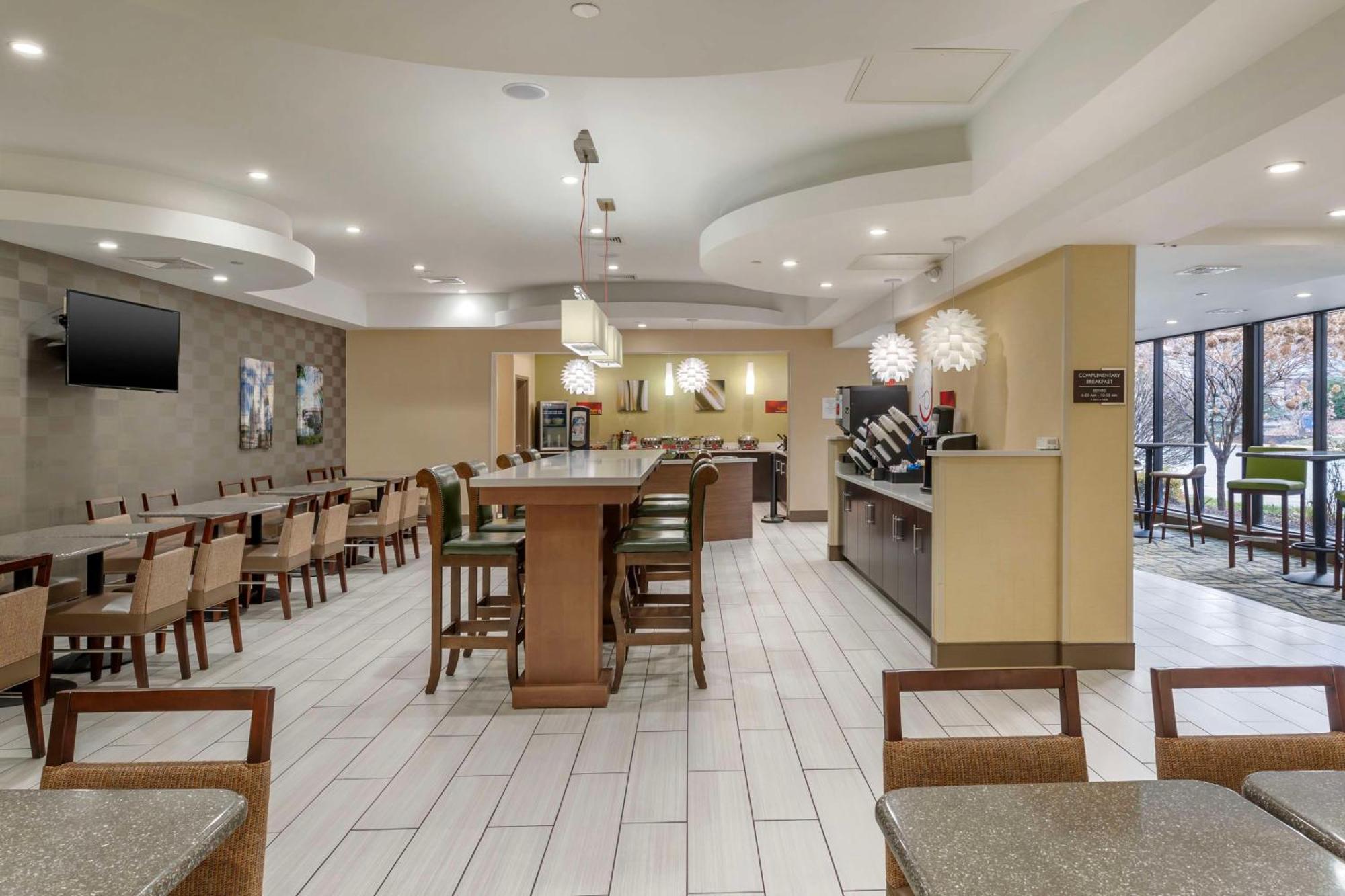 Best Western Plus New Englander Woburn Exteriör bild