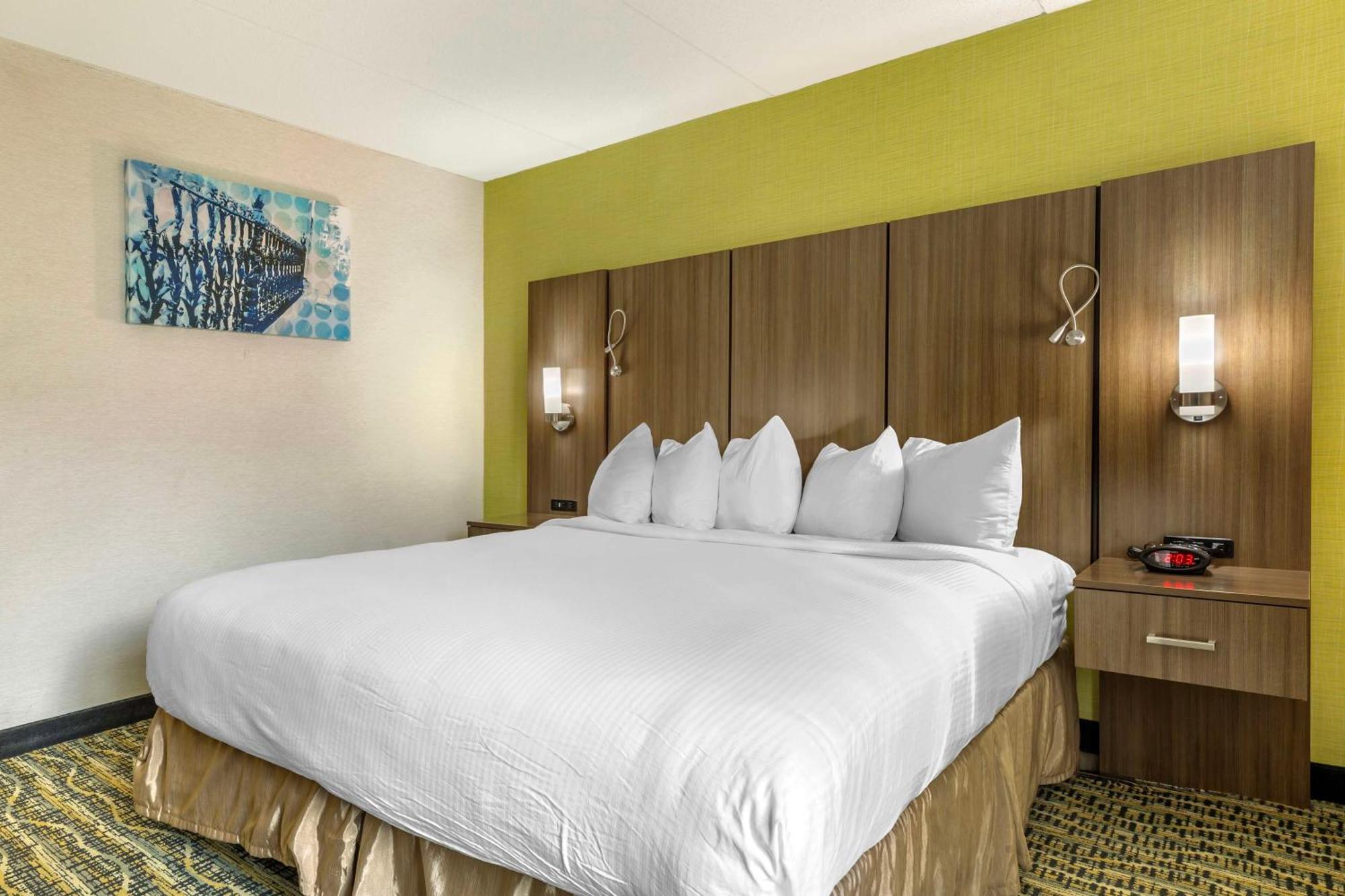 Best Western Plus New Englander Woburn Exteriör bild