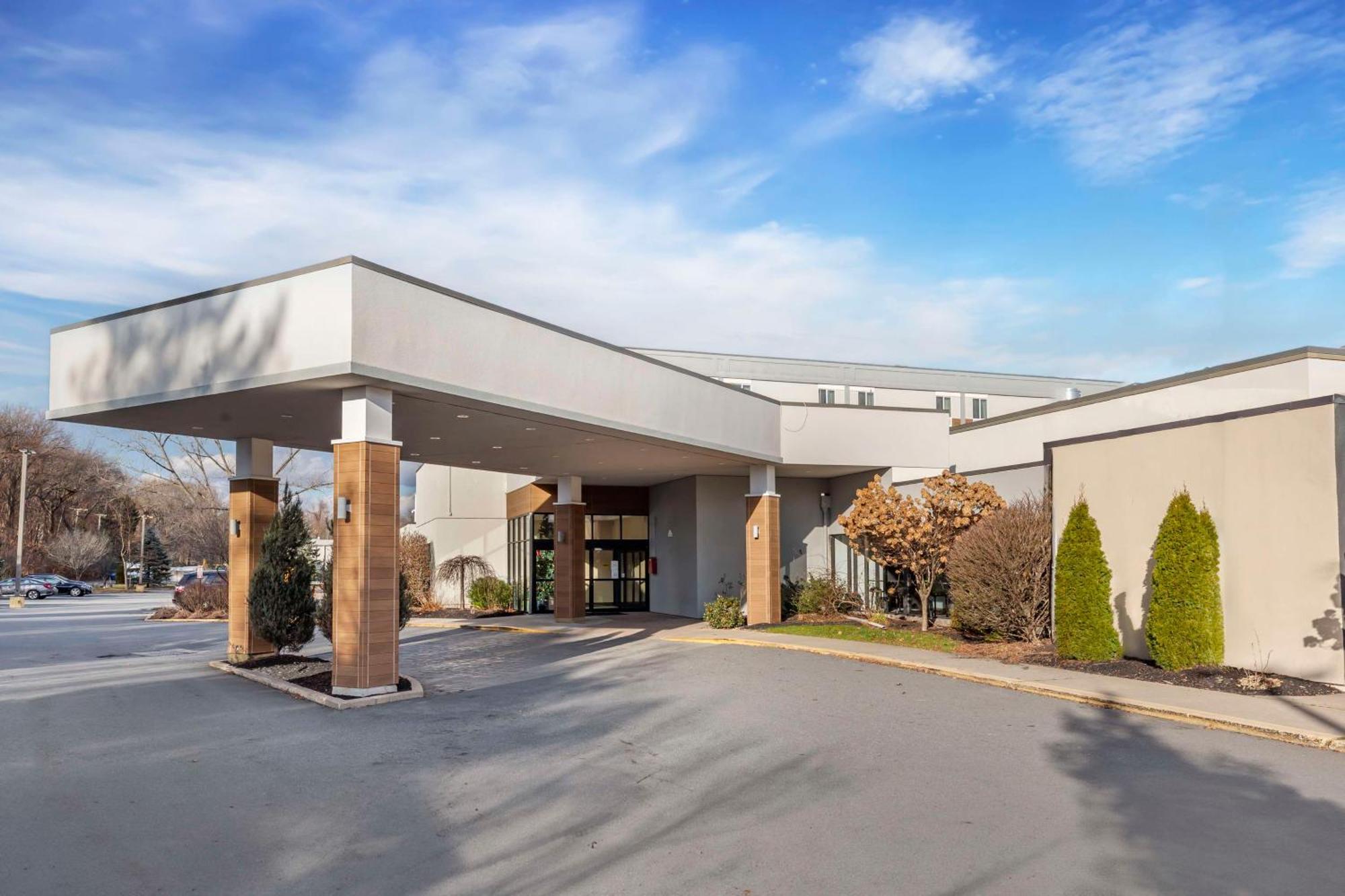 Best Western Plus New Englander Woburn Exteriör bild